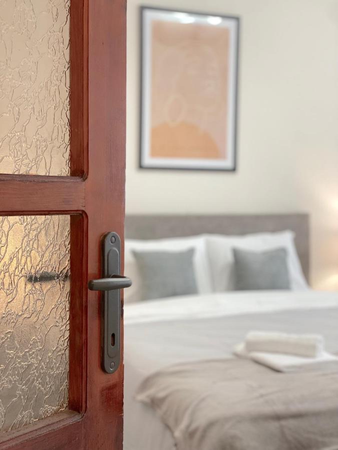 Top City Centre 1Br Apartment For 4 Guests & Fast Wifi Sofia Eksteriør billede